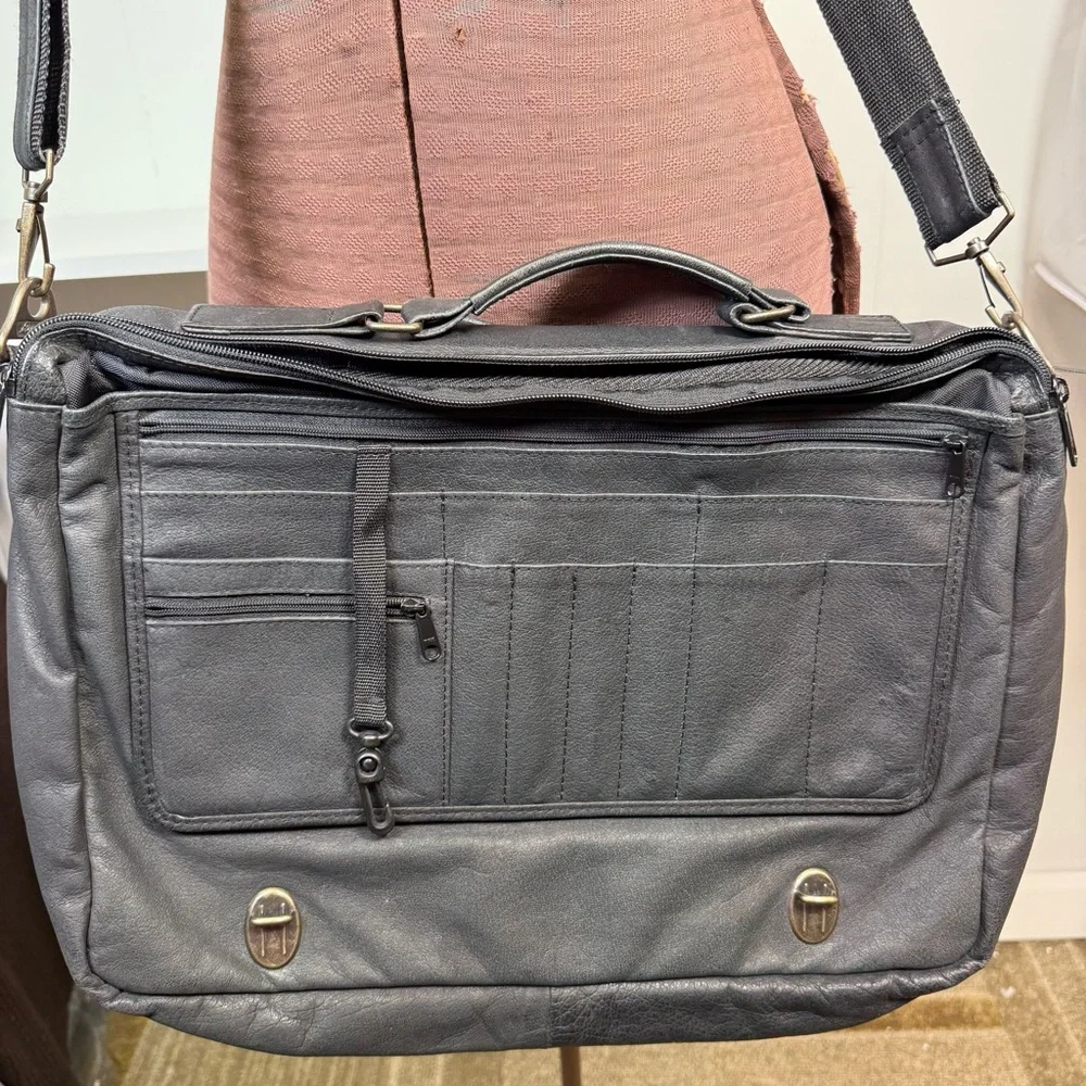 Vintage '90s Black Eddie Bauer Leather Messenger Satchel Bag Unisex